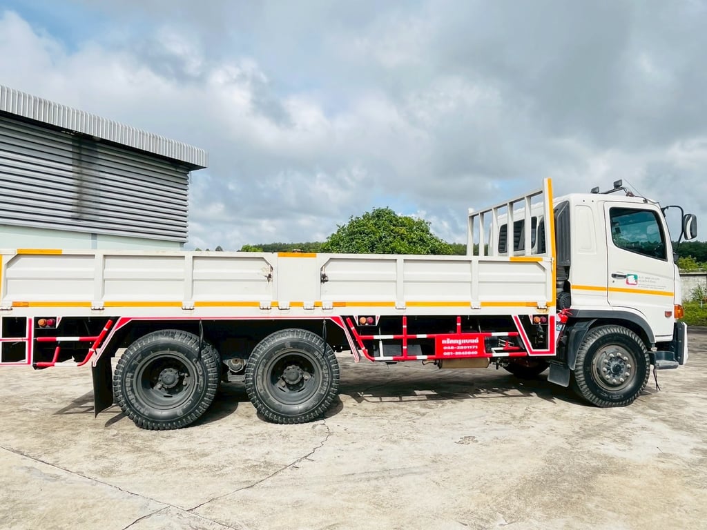 HINO FM 260แรงม้า รถบรรทุก 10ล้อ กระบะเหล็ก ปี2019 เลขไมล์น้อยกว่า 100,000 กม. (ระยอง-นิคมพัฒนา)