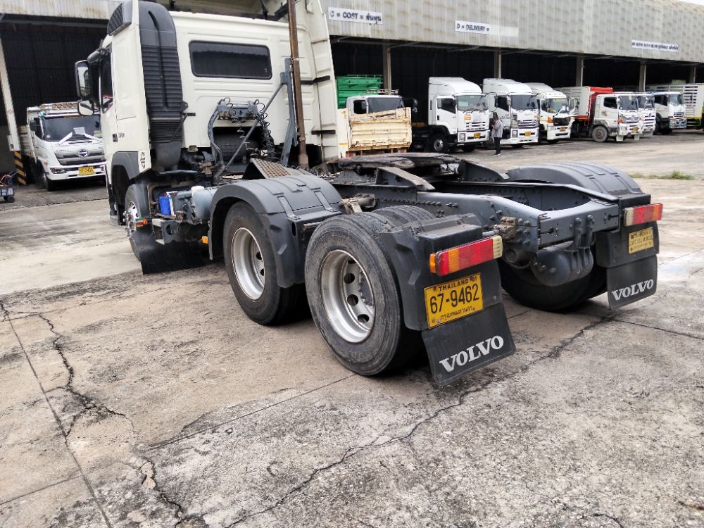 VOLVO VOLVO  FM 370	"VOLVO FM1162T34370ALSM 370แรงม้า รถบรรทุก 10ล้อ หัวลาก เฉพาะหัว ปี2015 เลขไมล์มากกว่า 800,000 กม.