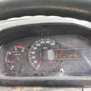 HINO 300 INNOVATOR XZU600R-HKTQLT3   150แรงม้า รถบรรทุก 6ล้อ ดั้มพ์ ปี2021 เลขไมล์น้อยกว่า 500,000 กม. (ทะเบียน 81-5048)