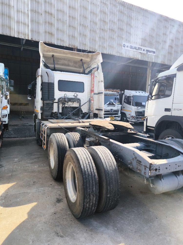 VOLVO VOLVO FM 400 "VOLVO FM1362T34400ALS 400แรงม้า รถบรรทุก หัวลาก 10ล้อ หัวลาก เฉพาะหัว ปี2006 เลขไมล์มากกว่า 800,000 กม. VOLVO VOLVO FM 400 "VOLVO FM1362T34400ALS 400แรงม้า รถบรรทุก หัวลาก 10ล้อ หัวลาก เฉพาะหัว ปี2006 เลขไมล์มากกว่า 800,000 กม.