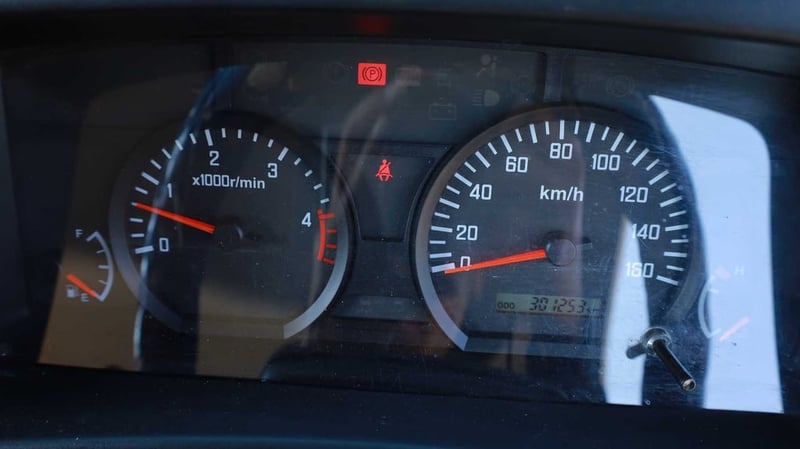 ISUZU NLR130 NLR85EXXXU 130แรงม้า รถบรรทุก 4ล้อ ตู้แห้ง ปี2023