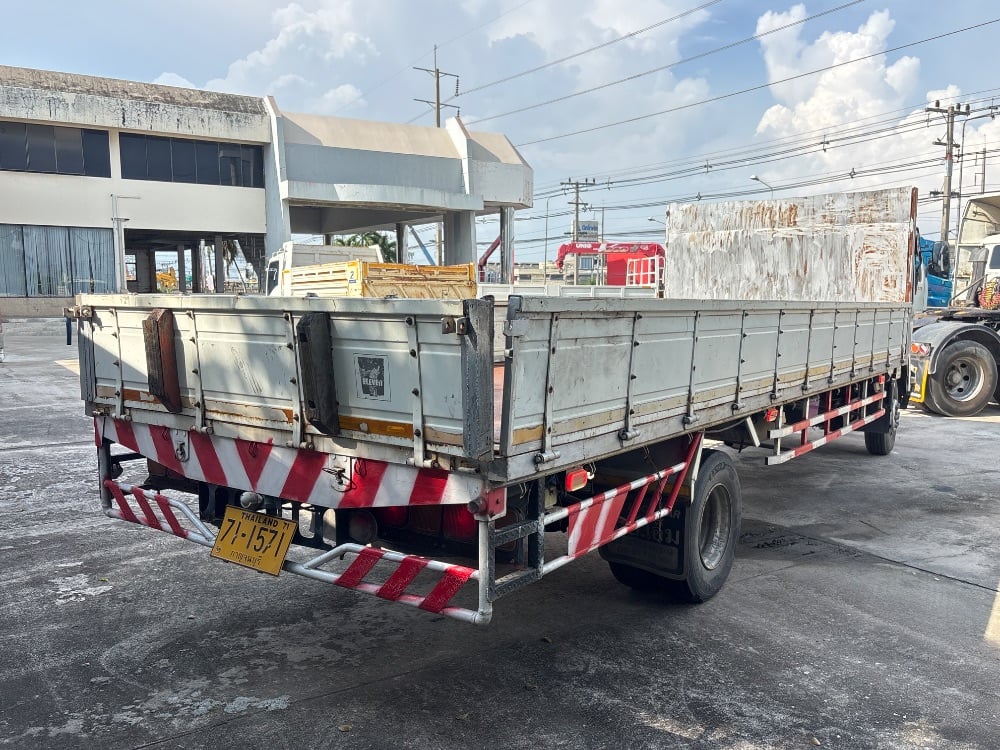 ISUZU ISUZU FRR190 FRR90NNXXQ 190แรงม้า รถบรรทุก 6ล้อ กระบะเหล็ก ปี2014