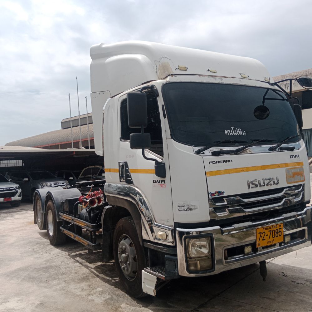 ISUZU GVR 300แรงม้า รถบรรทุก หัวลาก 6ล้อ หัวลาก  ปี2022