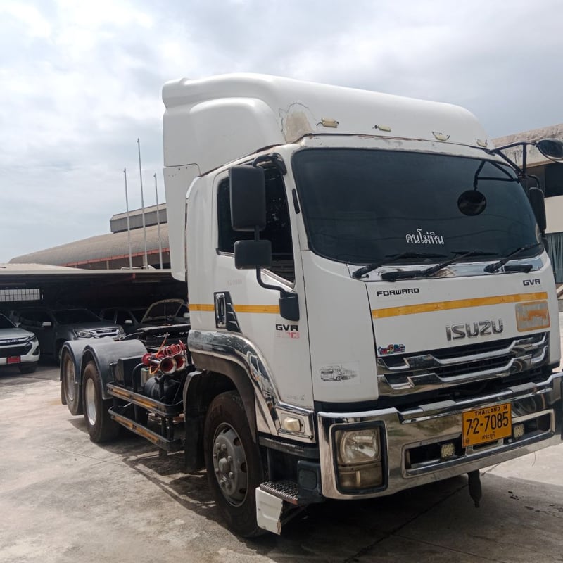 ISUZU GVR 300แรงม้า รถบรรทุก หัวลาก 6ล้อ หัวลาก  ปี2022