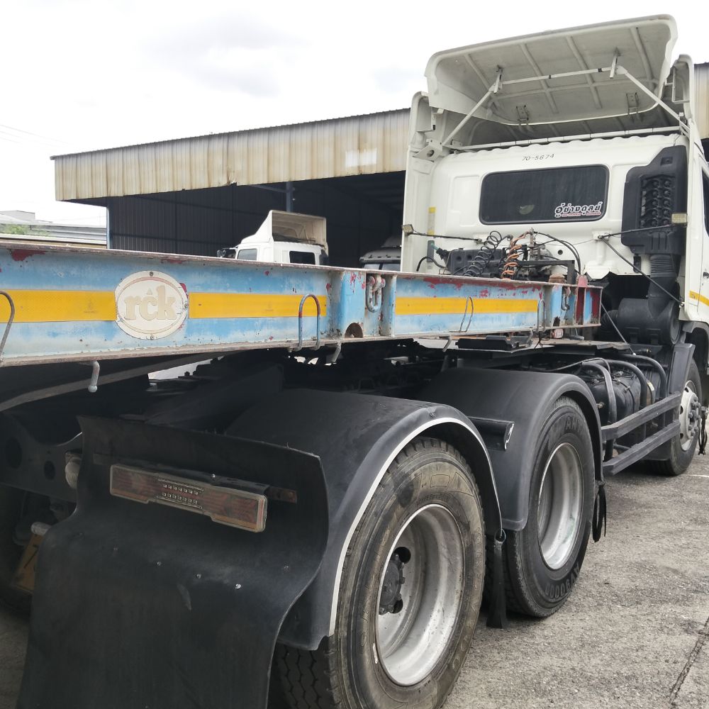 HINO HINO 500	HINO FM2PKMA 360แรงม้า รถบรรทุก หัวลาก 10ล้อ หัวลาก เฉพาะหัว ปี2012 เลขไมล์มากกว่า 800,000 กม.