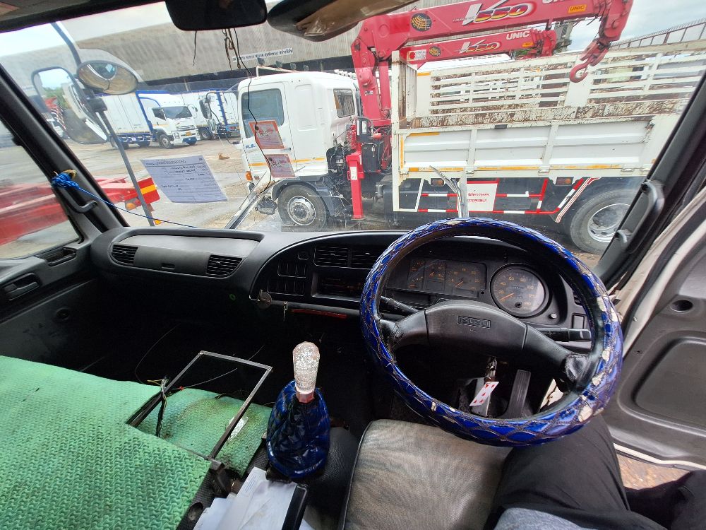 ISUZU ISUZU FVM23 FVM3282 230แรงม้า รถบรรทุก 6ล้อ กระบะเหล็ก ปี2006 ISUZU ISUZU FVM23 FVM3282 230แรงม้า รถบรรทุก 6ล้อ กระบะเหล็ก ปี2006