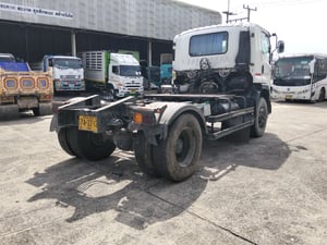 ISUZU FTR 240 FTR34JXTXT 240แรงม้า รถบรรทุก 6ล้อ หัวลาก เฉพาะหัว ปี2022 เลขไมล์น้อยกว่า 500,000 กม. (ทะเบียน 74-2712) ISUZU FTR 240 FTR34JXTXT 240แรงม้า รถบรรทุก 6ล้อ หัวลาก เฉพาะหัว ปี2022 เลขไมล์น้อยกว่า 500,000 กม. (ทะเบียน 74-2712)