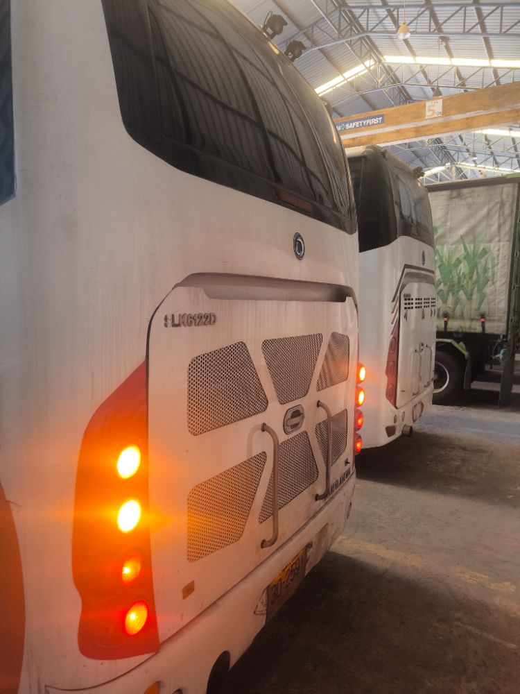 SUNLONG SLK6122D รถโดยสารบัส 43 ที่นั่ง" จดทะเบียนปี2015 ไมล์น้อยกว่า600,000 SUNLONG SLK6122D รถโดยสารบัส 43 ที่นั่ง" จดทะเบียนปี2015 ไมล์น้อยกว่า600,000