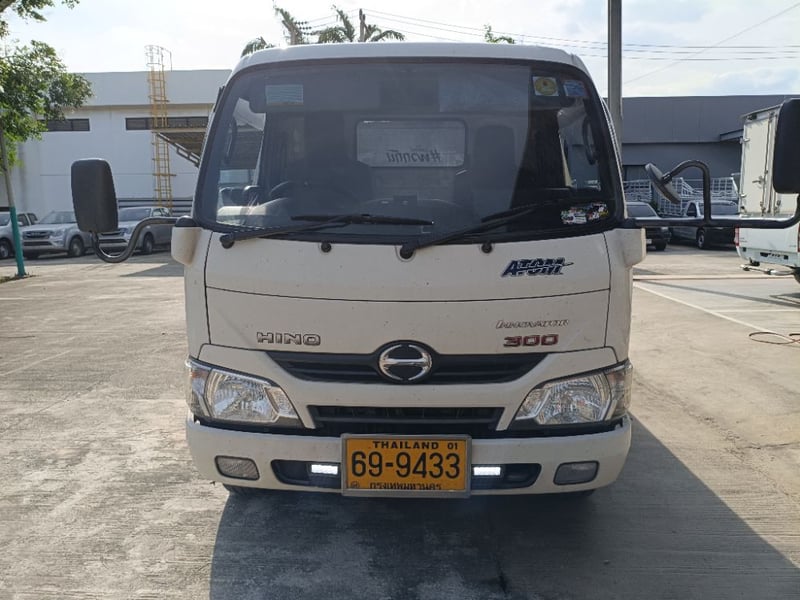 HINO 300 INNOVATOR 136แรงม้า รถบรรทุก 4ล้อ รถสไลด์ ปี2024