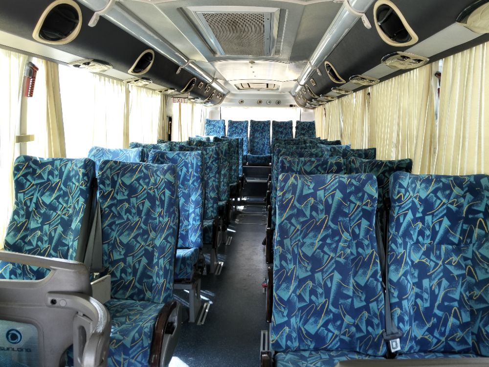 BUS "SUNLONG SLK6930D รถบัส 32 ที่นั่ง" จดทะเบียนปี2016 ไมล์น้อยกว่า400,000 BUS "SUNLONG SLK6930D รถบัส 32 ที่นั่ง" จดทะเบียนปี2016 ไมล์น้อยกว่า400,000