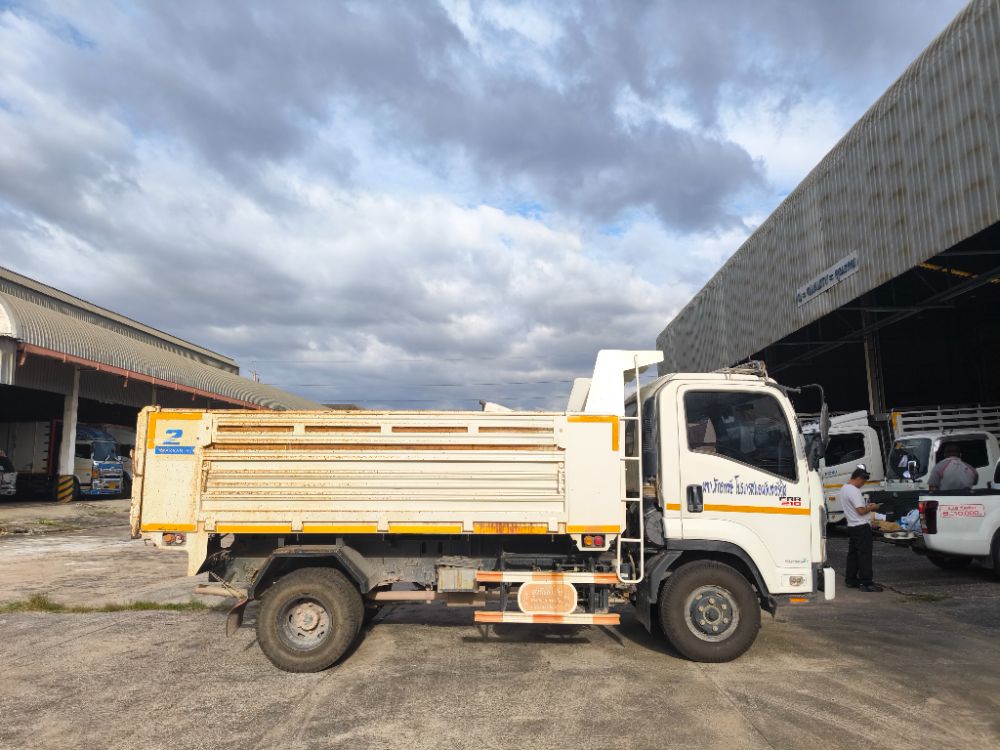 ISUZU ISUZU FRR210	ISUZU FRR90HSXTU  210แรงม้า รถบรรทุก 6ล้อ ดั้มพ์ ปี2022 เลขไมล์น้อยกว่า 50,000 กม.