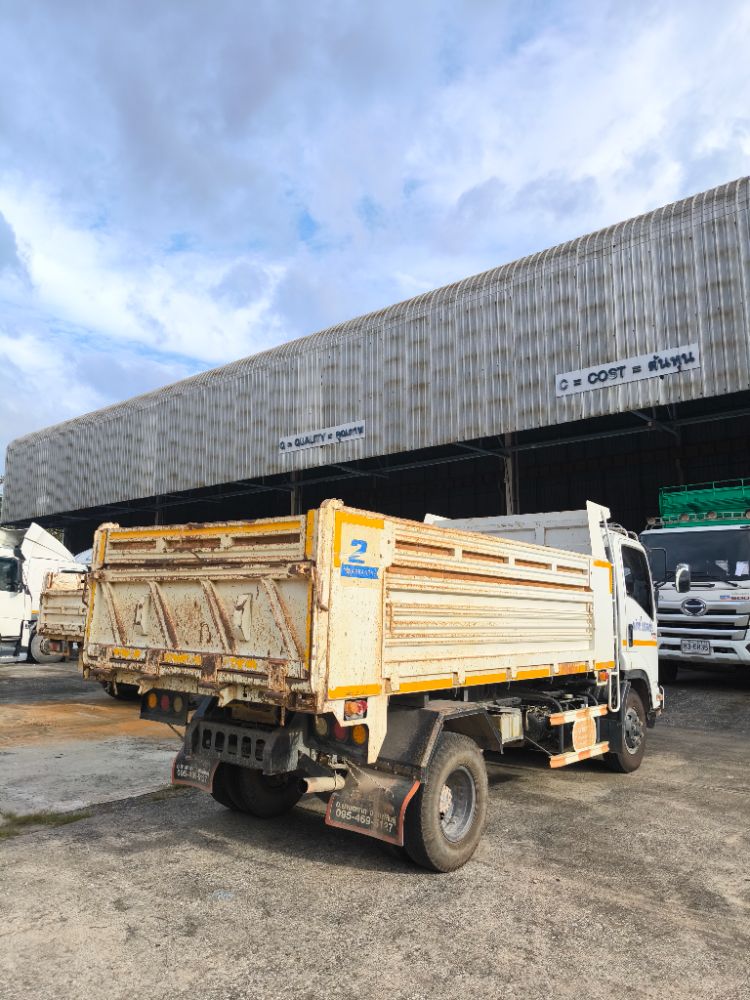 ISUZU ISUZU FRR210	ISUZU FRR90HSXTU  210แรงม้า รถบรรทุก 6ล้อ ดั้มพ์ ปี2022 เลขไมล์น้อยกว่า 50,000 กม.