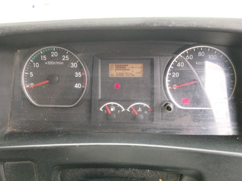 ISUZU  FRR210 FRR90LSXXU 210แรงม้า รถบรรทุก 6ล้อ ตู้แห้ง ปี2019 เลขไมล์น้อยกว่า 100,000 กม. (ทะเบียน 71-0182)