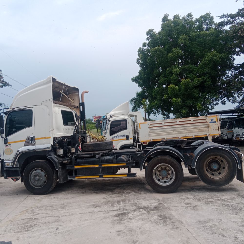ISUZU GVR 300แรงม้า รถบรรทุก หัวลาก 6ล้อ หัวลาก  ปี2022