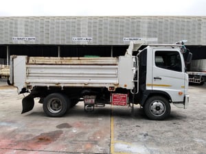HINO DOMINATOR500 FC9JE1A-CBAHF  210แรงม้า รถบรรทุก 6ล้อ ดั้มพ์ ปี2021 เลขไมล์น้อยกว่า 500,000 กม. (ทะเบียน 67-3456)
