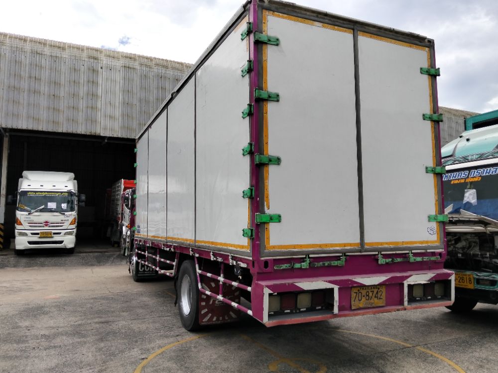 ISUZU ISUZU FTR240 ISUZU FTR34QZL 240แรงม้า รถบรรทุก 6ล้อ ตู้แห้ง ปี2010 เลขไมล์น้อยกว่า 800,000 กม. ISUZU ISUZU FTR240 ISUZU FTR34QZL 240แรงม้า รถบรรทุก 6ล้อ ตู้แห้ง ปี2010 เลขไมล์น้อยกว่า 800,000 กม.