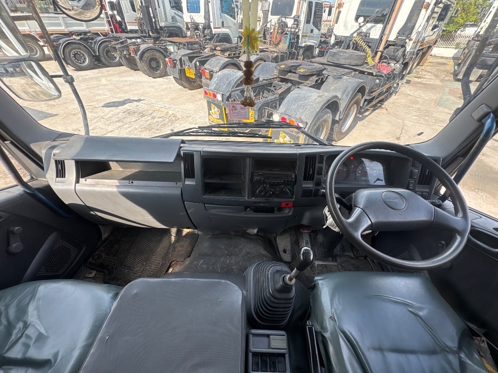 ISUZU ISUZU FRR190 FRR90NNXXQ 190แรงม้า รถบรรทุก 6ล้อ กระบะเหล็ก ปี2014