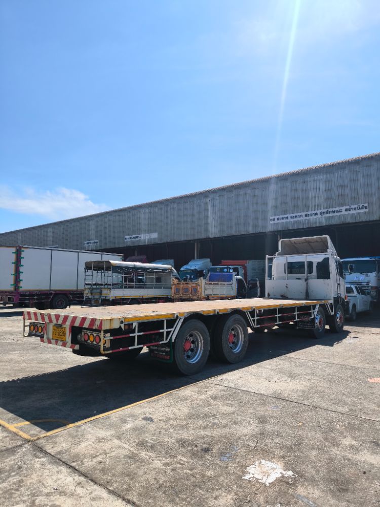 HINO HINO VICTOR500 HINO Fl8JN1A-SGT 12 ล้อ, กระบะคอกเ 260แรงม้า รถบรรทุก 12ล้อ พื้นเรียบ ปี2017 เลขไมล์น้อยกว่า 500,000 กม. HINO HINO VICTOR500 HINO Fl8JN1A-SGT 12 ล้อ, กระบะคอกเ 260แรงม้า รถบรรทุก 12ล้อ พื้นเรียบ ปี2017 เลขไมล์น้อยกว่า 500,000 กม.