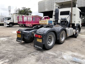 VOLVO FM 370 FM1162T34370ALSM 370แรงม้า รถบรรทุก 10ล้อ หัวลาก เฉพาะหัว ปี2015 (ทะเบียน 67-9462)