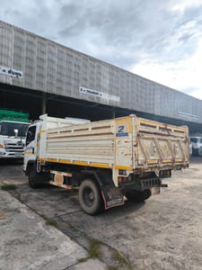 ISUZU FRR210 FRR90HSXTU  210แรงม้า รถบรรทุก 6ล้อ ดั้มพ์ ปี2022 เลขไมล์น้อยกว่า 50,000 กม. (ทะเบียน 74-1807)