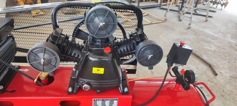 ปั้มลมใหม่ นำเข้า 500ลิตร