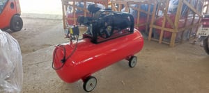 ปั้มลมใหม่ นำเข้า 500ลิตร