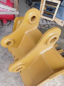 บุ้งกี้ สำหรับรถขุด PC60 ของใหม่ หน้ากว้าง 65 ซม. บุ้งกี้ สำหรับรถขุด PC60 ของใหม่ หน้ากว้าง 65 ซม.