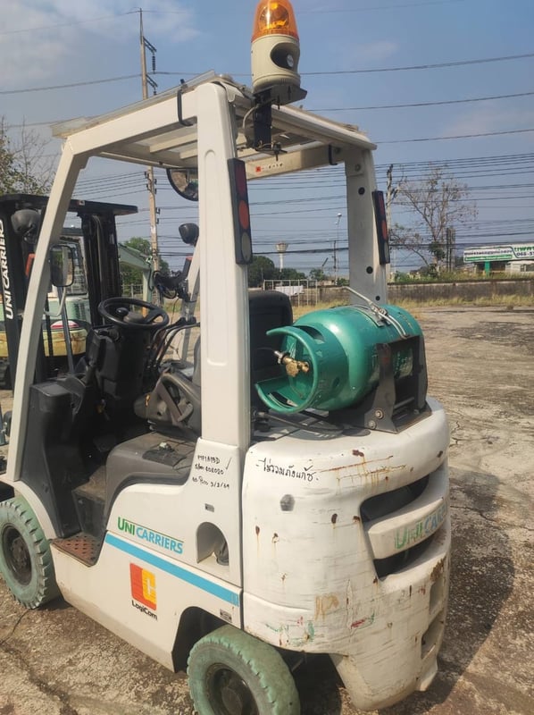 รถยก Nissan (Unicarriers) ขนาด 1.5 ตัน ติดแก๊ส สภาพนางฟ้า พร้อมใช้งาน