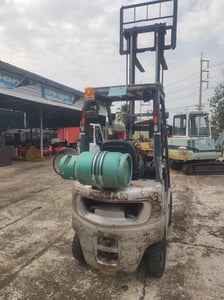 รถยก Nissan  ขนาด 1.5 ตัน เกียร์ออโต้ ติดแก๊ส พร้อมใช้งาน