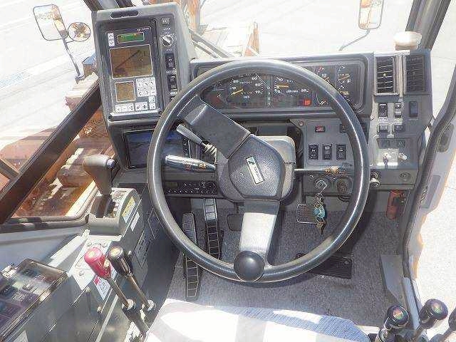 เครน TADANO GR-250N-1 นําเข้าจากยี่ปุ่น ไม่เคยใช้งานในไทย สภาพดี ราคาไม่แพงครับ 