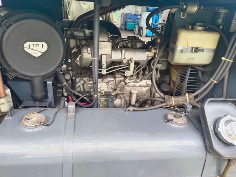 ปั๊มลม AIRMAN 265cfm PDS265S นำเข้ายี่ปุ่น ไม่เคยใช้งานในไทย ปั๊มลม AIRMAN 265cfm PDS265S นำเข้ายี่ปุ่น ไม่เคยใช้งานในไทย