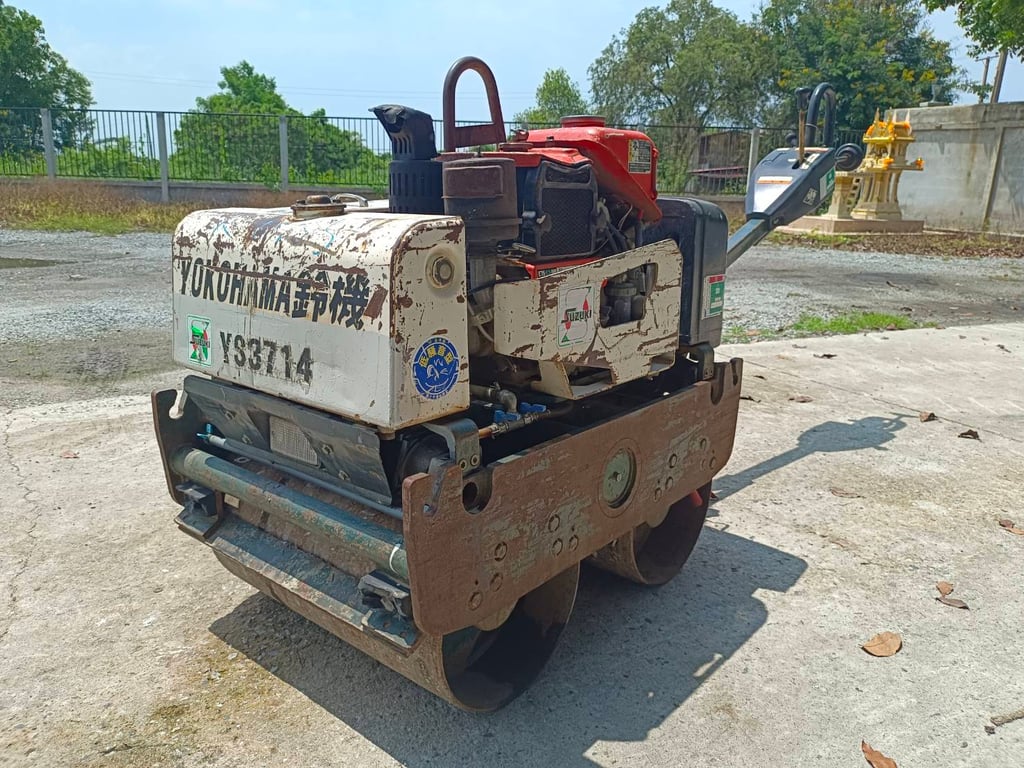 รถบดสั่นสะเทือนแบบเดินตาม SAKAI SV60ST SN:21365 นำเข้ายี่ปุ่น ไม่เคยใช้งานในไทย รถบดสั่นสะเทือนแบบเดินตาม SAKAI SV60ST SN:21365 นำเข้ายี่ปุ่น ไม่เคยใช้งานในไทย