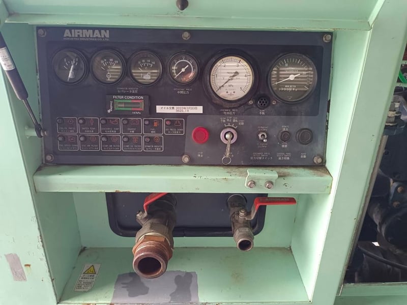 ปั๊มลมแรงดันสูง 24.1 บาร์ AIRMAN PDSK900-402 นำเข้าจากยี่ปุ่น ไม่เคยใช้งานในไทยครับ ปั๊มลมแรงดันสูง 24.1 บาร์ AIRMAN PDSK900-402 นำเข้าจากยี่ปุ่น ไม่เคยใช้งานในไทยครับ