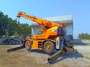 ขออนุญาติเสนอสินค้าครับ รถเครน TADANO GR-250N-1 นำเข้ายี่ปุ่น ไม่เคยใช้งานในไทย  