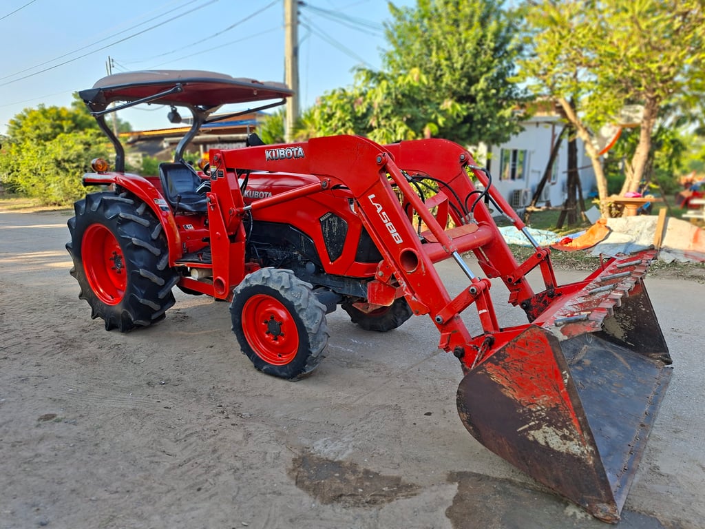 รถตักคูโบต้าL5018 4WD 