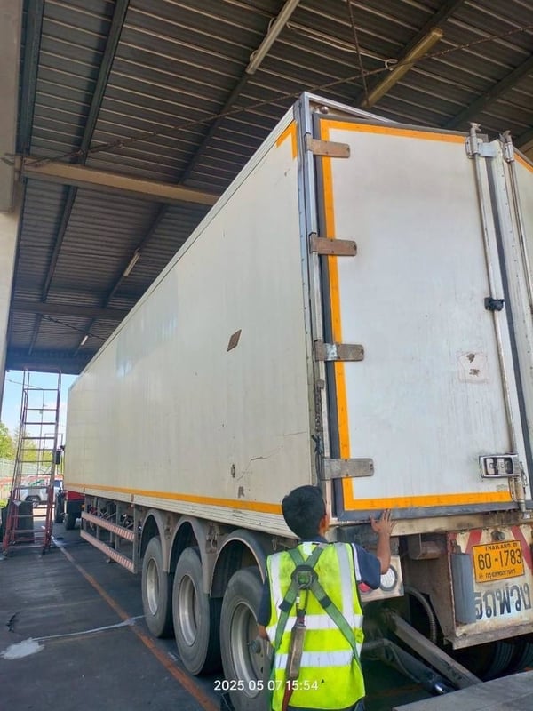 ขายหาง3เพลาตู้เย็น แอร์carrier ยาว12เมตรครึ่ง