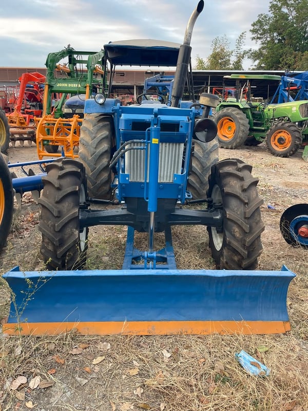 รถไถฟอร์ด 6610 สอง เพลา ใช้งานปกติเอกสารเล่มทะเบียน รถไถฟอร์ด 6610 สอง เพลา ใช้งานปกติเอกสารเล่มทะเบียน