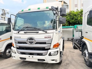 Hino FG 260 แรงม้า หัวลาก 6 ล้อ ปี 63 สภาพเดิมสวยไม่มีเฉี่ยวชนพร้อมใช้งานโทรสอบถาม 081-8111202