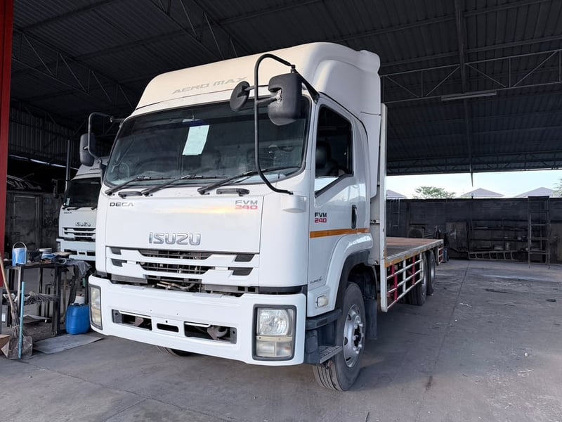 Isuzu FVM 240 แรงม้า จดทะเบียนปี 59 สิบล้อกระบะพื้นเรียบยาว 7.3 เมตร กว้าง 2.55 เมตร สภาพสวยสมบูรณ์หัวเดิมพร้อมใช้งาน สนใจโทรสอบถาม 081-8111202 วีรพงษ์ Isuzu FVM 240 แรงม้า จดทะเบียนปี 59 สิบล้อกระบะพื้นเรียบยาว 7.3 เมตร กว้าง 2.55 เมตร สภาพสวยสมบูรณ์หัวเดิมพร้อมใช้งาน สนใจโทรสอบถาม 081-8111202 วีรพงษ์