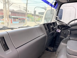 Isuzu 240 แรงม้า จดทะเบียนปี59 กระบะเหล็ก ช่วงยาว 7.5 เมตร ยางใหม่ 10 เส้น สภาพเดิมสวยเครื่องเกียร์เฟืองท้ายสมบูรณ์พร้อมใช้งาน สนใจโทรสอบถาม 081-8111202