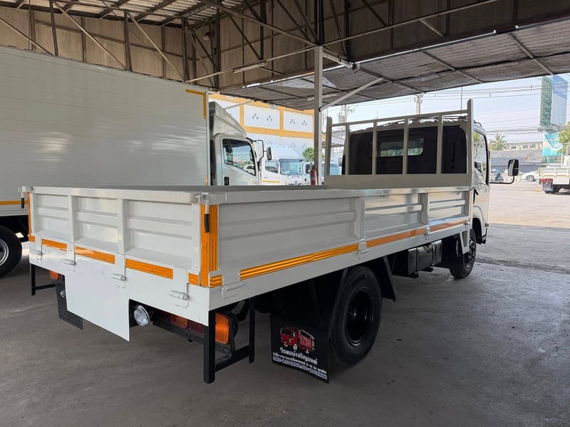Isuzu NPR 150 แรงม้า จดทะเบียนปี 58 กระบะเหล็กเปิดสามด้าน เครื่องเกียร์เฟืองท้ายเยี่ยม สนใจโทรสอบถาม 081-8111202 เน้นโทรอยู่ใกล้เดอะมอลล์บางแค