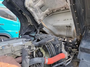 Isuzu FVM 240 แรงม้า 10 ล้อเพลาเดียว ยาว 7.2 เมตร กระบะเหล็กเปิดสามด้าน รถปี 59 รถเดิมสวย สนใจโทรสอบถาม 081-8111202 เน้นโทร