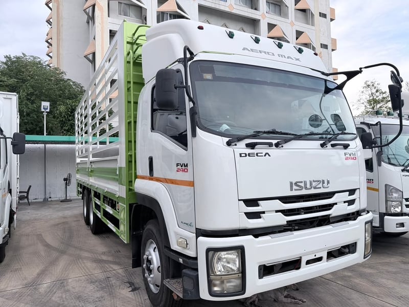Isuzu FVM 240 แรงม้า จดทะเบียนปี 59 กระบะเหล็ก ช่วงยาว 7.5 เมตร สภาพเดิมสวยเครื่องเกียร์เฟืองท้ายสมบูรณ์พร้อมใช้งาน สนใจโทรสอบถาม 081-8111202