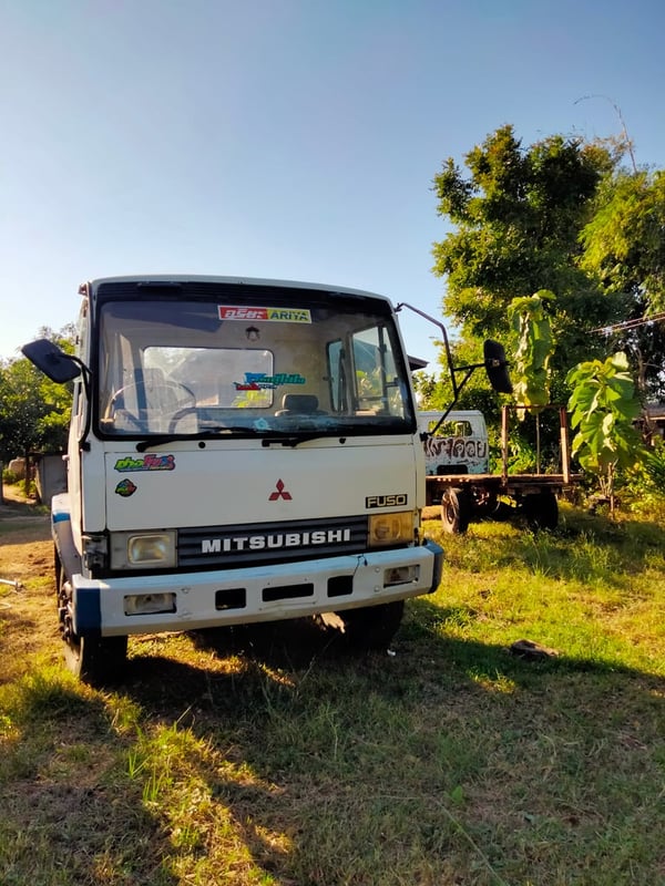 MITSUBISHI FUSO FK รถบรรทุก 6ล้อ รถบรรทุกอื่นๆ