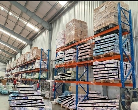 ขายเหมา ชั้นวาง selective rack ขนาด w2700xD900xH4060mm 3+1level  รับโหลด level ละ 3000kg  มีคานย่อย. มีของ 36bay  ชายเหมาราคากิโลละ25บาท สนใจติดต่อ 0863740650