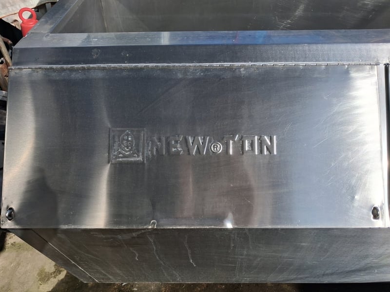 ขายถังเก็บน้ำแข็ง เสตนเลส เดิมเป็นฐานของเครื่องทำน้ำแข็ง สามารถเอาไปแปลงเป็นถังเก็บน้ำแข็งได้ ขายถังเก็บน้ำแข็ง เสตนเลส เดิมเป็นฐานของเครื่องทำน้ำแข็ง สามารถเอาไปแปลงเป็นถังเก็บน้ำแข็งได้