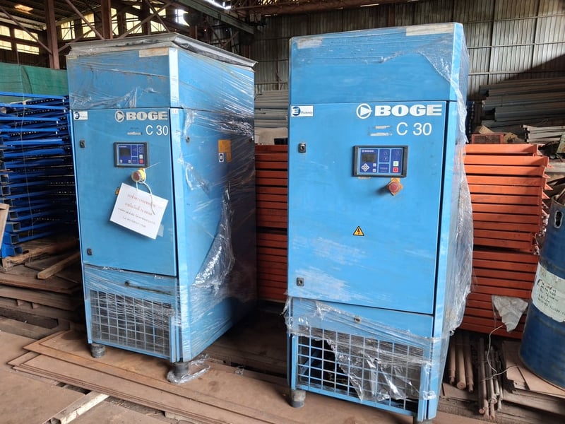 ขายปั้มลมสกรู ยี่ห้อ BOGE รุ่น C30 ขนาด30hp สภาพดี มีอยู่2เครื่อง