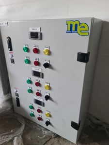 ขายตู้คอนโทรลห้องเย็น 1 ชุดประกอบด้วยเทอร์โบ stat 3 ตัว ยี่ห้อ dixel ขายตู้คอนโทรลห้องเย็น 1 ชุดประกอบด้วยเทอร์โบ stat 3 ตัว ยี่ห้อ dixel