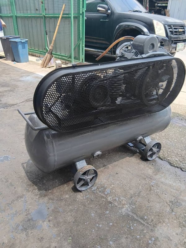 ขายปั๊มลมยี่ห้อ meiji ขนาด 100ลิตร รุ่น h3 ขายปั๊มลมยี่ห้อ meiji ขนาด 100ลิตร รุ่น h3