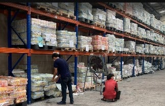 ขายเหมา ชั้นวาง selective rack ขนาด w2700xD900xH4060mm 3+1level รับโหลด level ละ 3000kg มีคานย่อย. มีของ 36bay ชายเหมาราคากิโลละ25บาท สนใจติดต่อ 0863740650 ขายเหมา ชั้นวาง selective rack ขนาด w2700xD900xH4060mm 3+1level รับโหลด level ละ 3000kg มีคานย่อย. มีของ 36bay ชายเหมาราคากิโลละ25บาท สนใจติดต่อ 0863740650